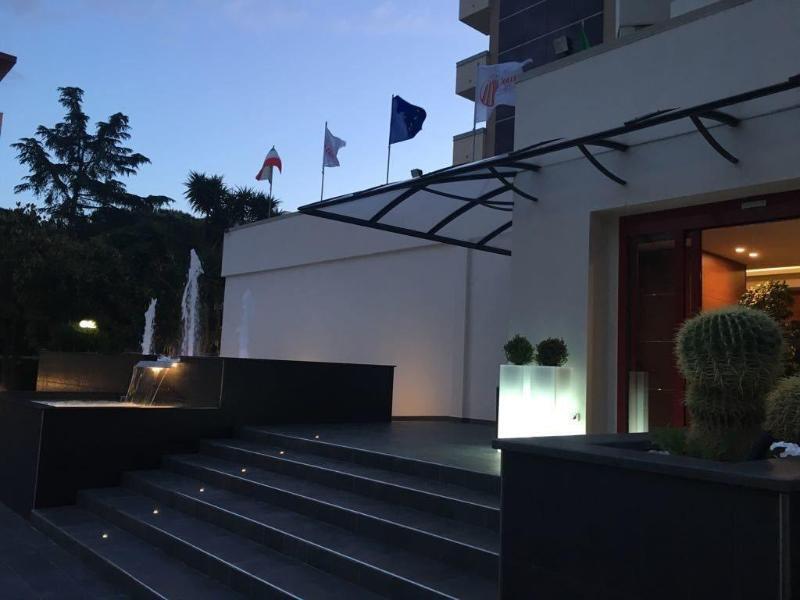 Domus Grand Hotel 伦德 外观 照片